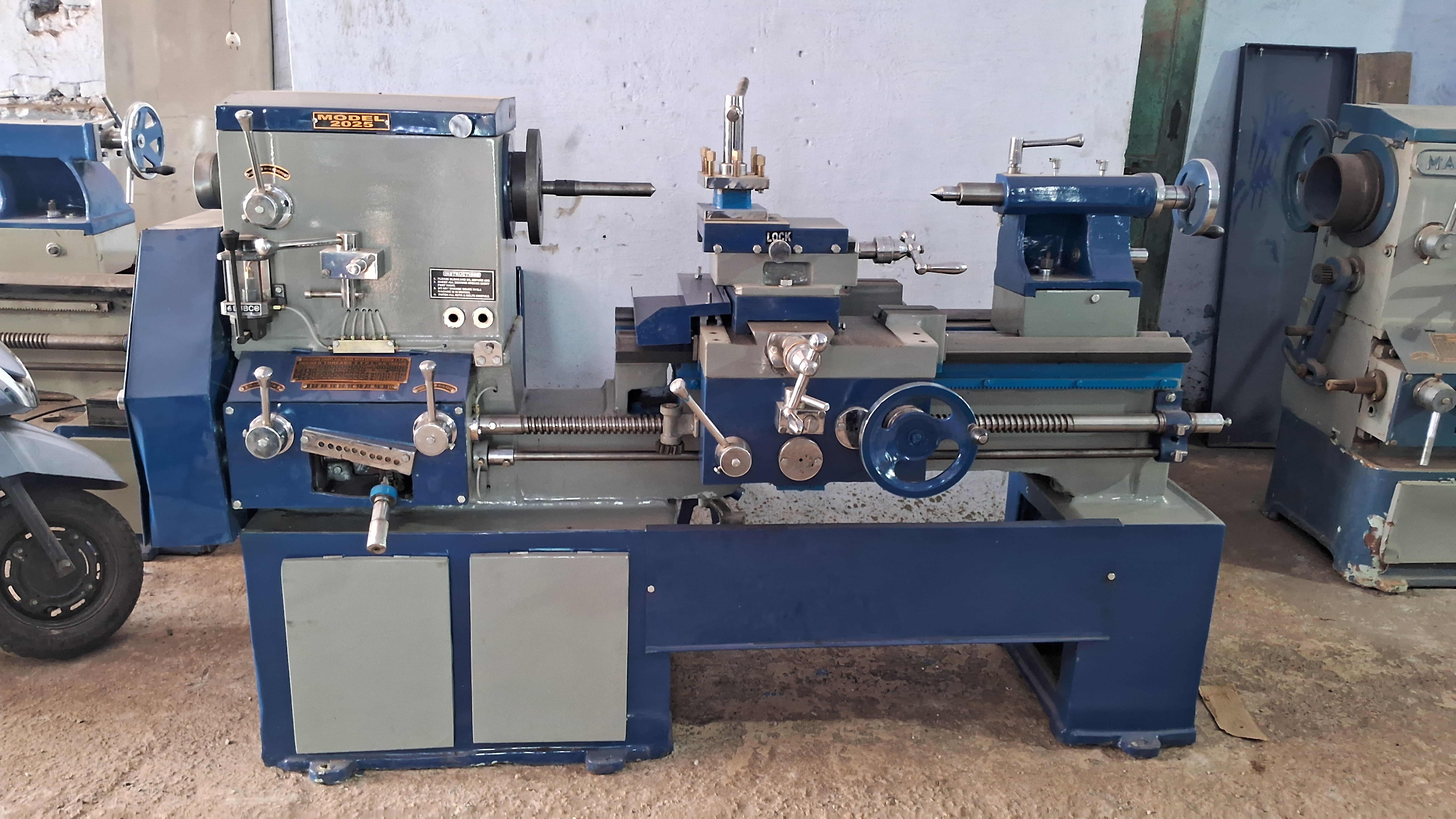 Light Duty Lathe Machine